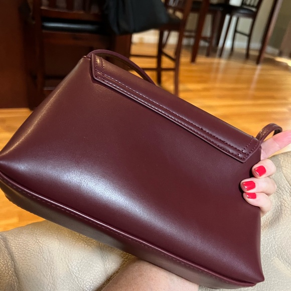 Brandy Melville Burgundy Crossbody Bag - Picture 3 of 5